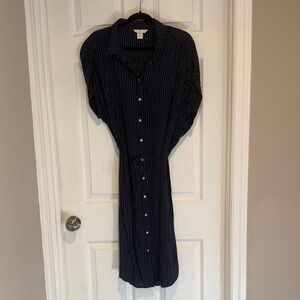 H&M Navy Blue and White Pinstripe Short Sleeve Dress